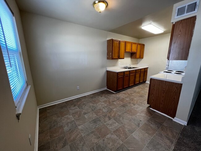 Photo - Century Plaza Apartments