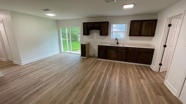 Photo - 3 Bedroom • 2 Bath • $1,450/mo