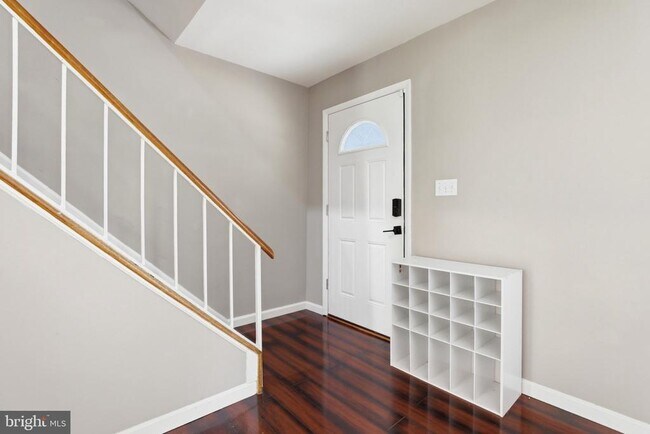 Photo - 7229 Joplin St