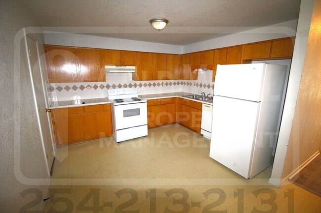 Photo - 1710 Aztec Trce Unit B