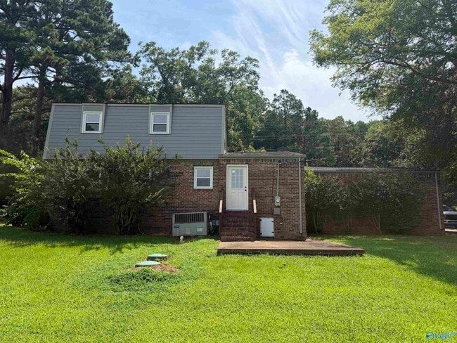 4307 Indian Hills Rd SE