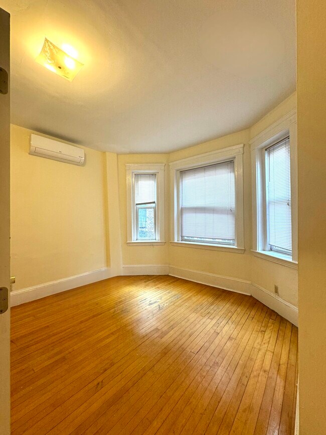 Photo - 223 Harvard Ave