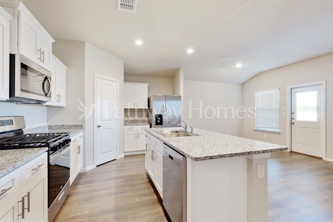 Photo - 1625 Vandemere Ct