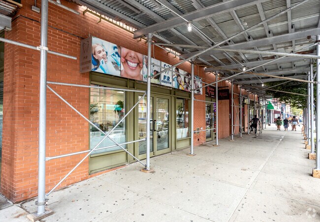 Photo - Crown Condominium