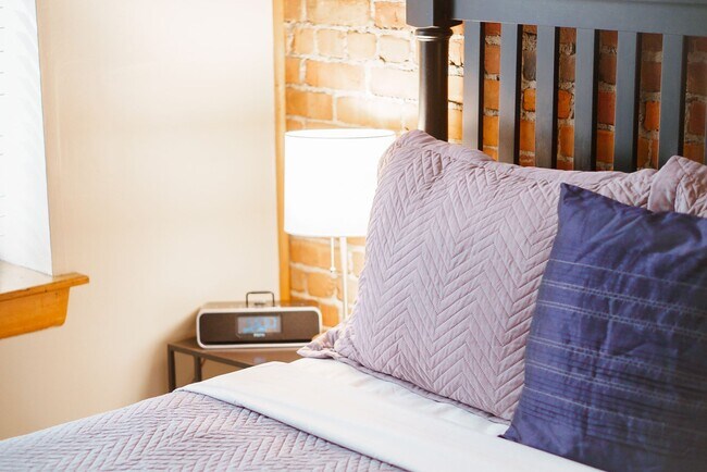 Photo - Nicely updated 1 bedroom / 1 bathroom in S...