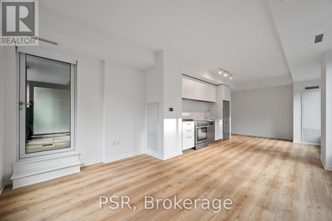 Photo - 101 Roehampton Ave Unité 610