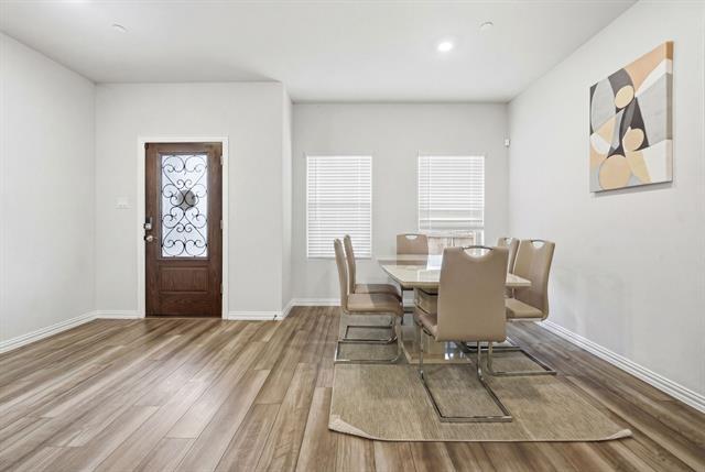 Photo - 224 Monarch Wy