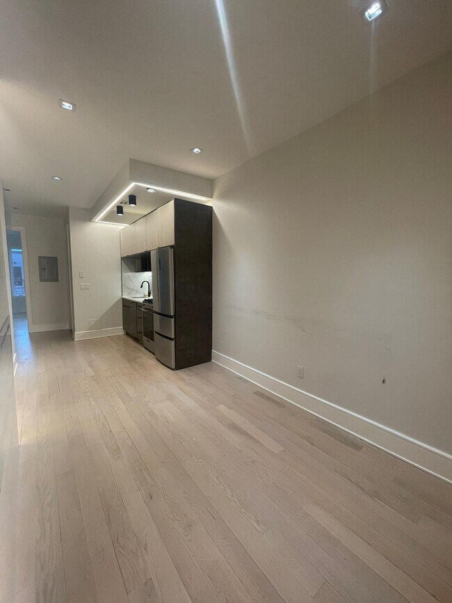 Photo - 542 Newark Ave Unit 3L