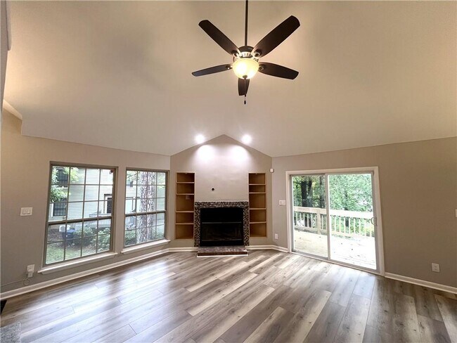 Photo - 3030 Steeplechase Dr