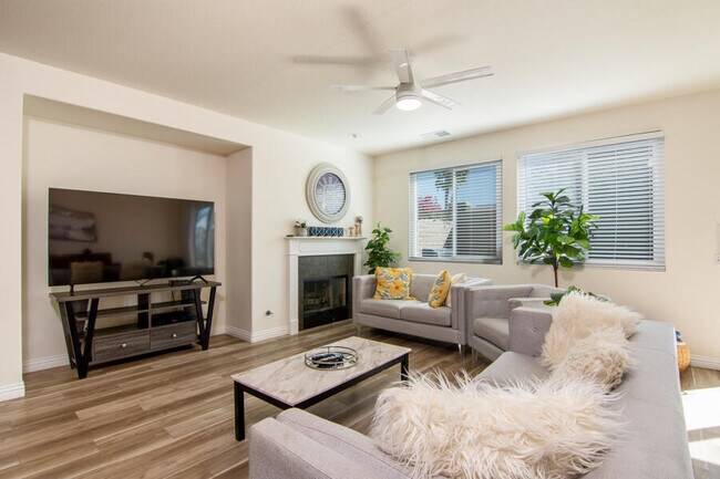 43784 Riunione Pl