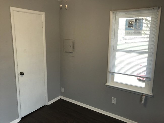 Photo - 1018 Lewis Ave