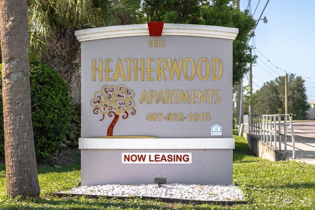 Community Sign - Heatherwood