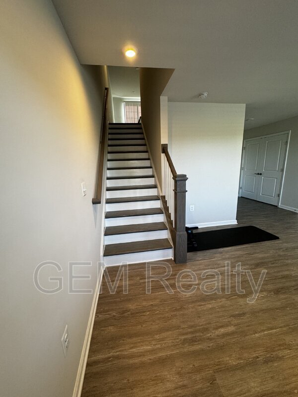 Photo - 1853 Sag Harbor Ln