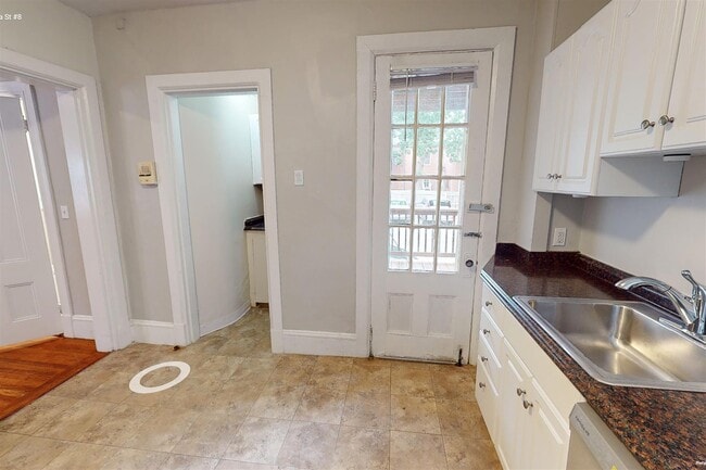 Photo - 63 Dana St Unit 8