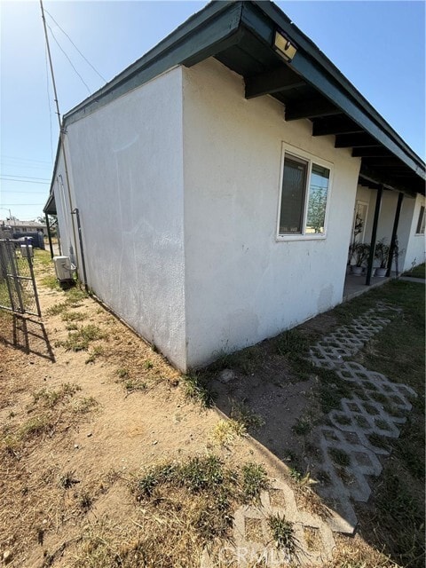 Building Photo - 9416 Cedar Ave Rental