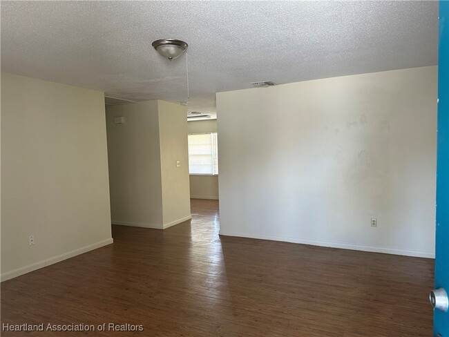 Photo - 7420 Valencia Rd