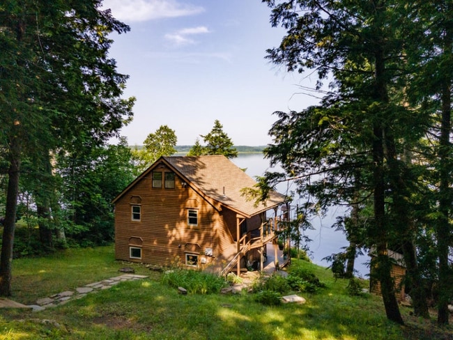 Photo - 316 Redcedar Ln