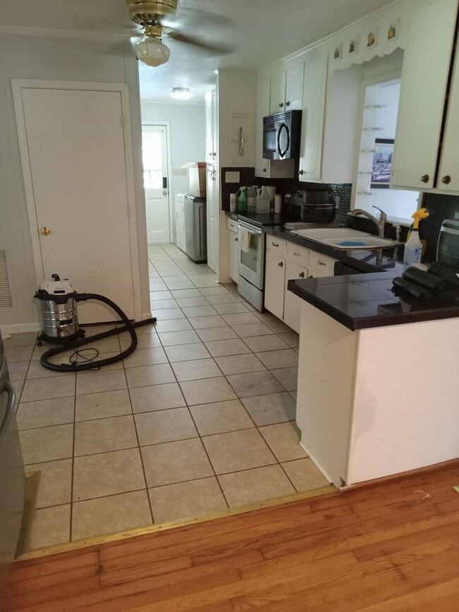 Photo - 6518 Alexander Dr Unit C