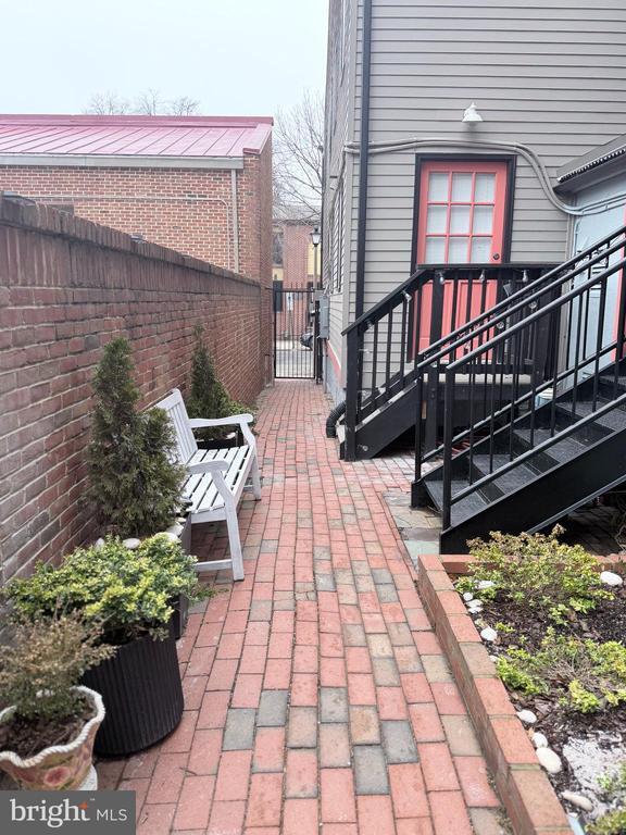 Photo - 113 N Fayette St Unidad 3