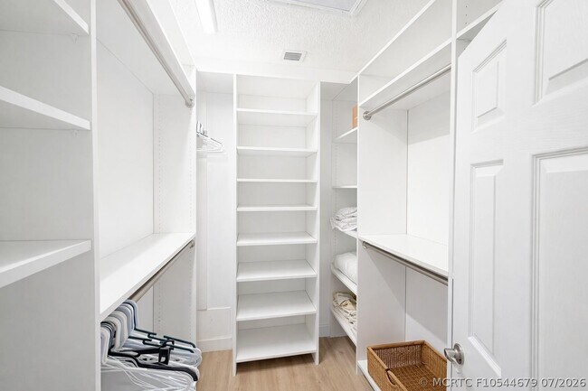 Photo - 1645 S Ocean Ln Unit 289