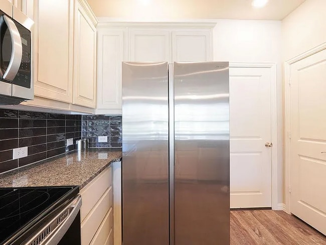 Photo - 3429 Solana Cir