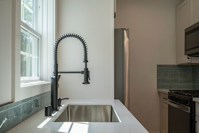 Large Sink and Dishwasher