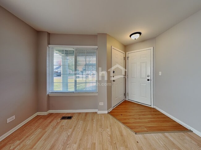 Photo - 2797 Sorrel Row