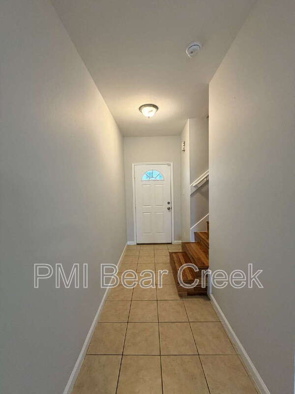 Photo - 6407 Waldron Dr Unit B