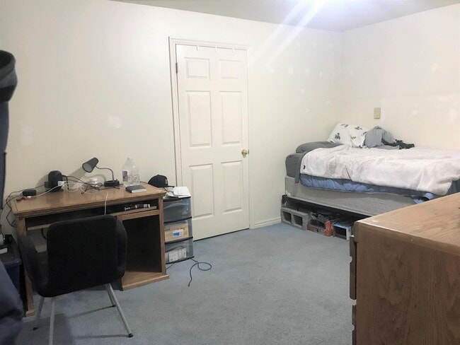 Photo - 565 N 300 E