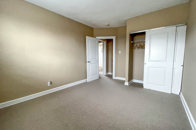 2 Bedroom