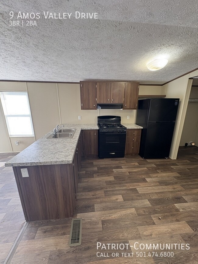 Photo - 9 Amos Valley Dr