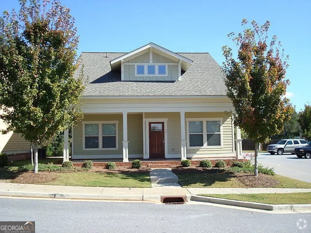 Building Photo - 100 Davis St Rental
