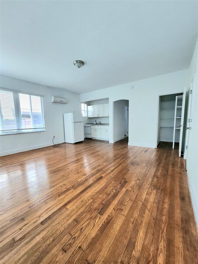 Photo - 7936 Harding Ave Unit 6