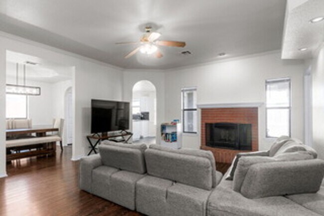 Photo - 4109 Maid Marian Cir