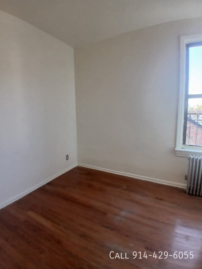 Photo - 288 Hawthorne Ave Unit 4