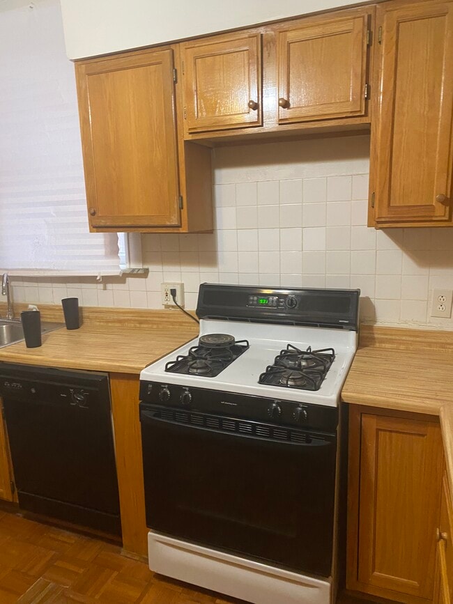 Photo - 5155 Northland Ave Unidad 2