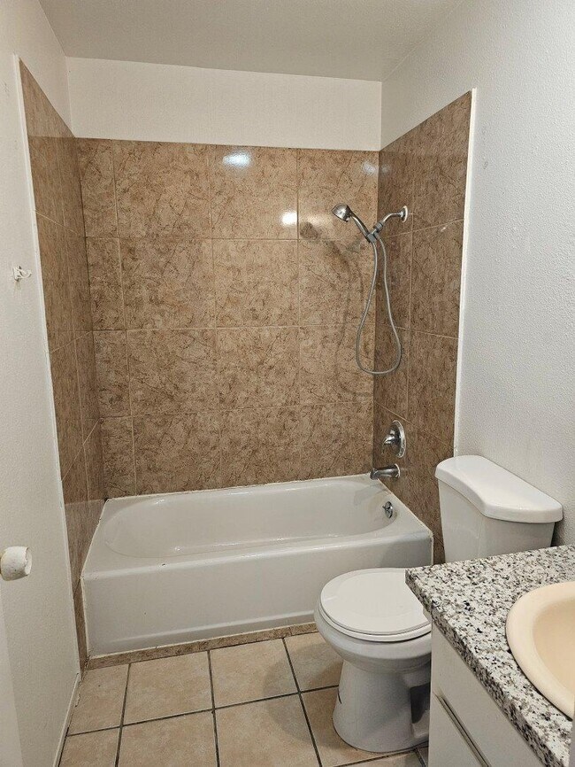 Photo - 2428 Statz St Unit Statz B