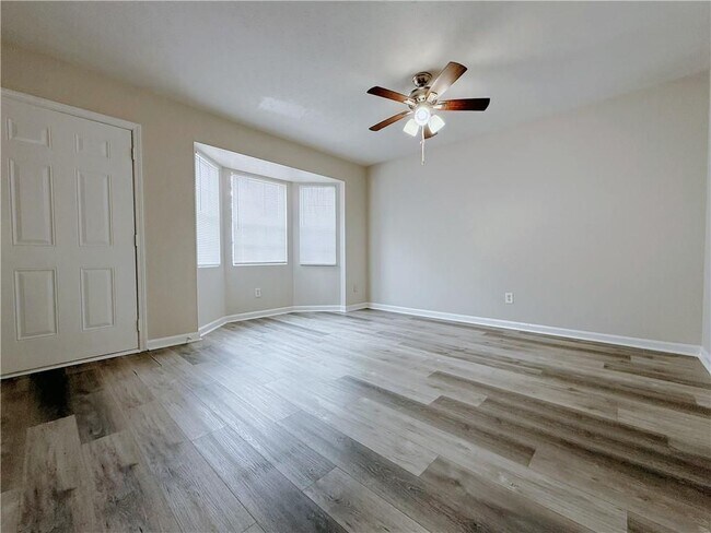 Photo - 1449 Springleaf Cir SE