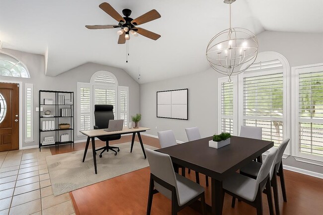 Photo - 901 Cashew Ln