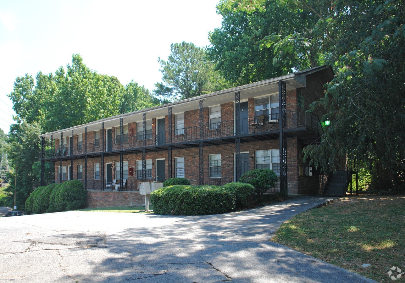 Lenox Hills Apartments - Lenox Hills Apartments