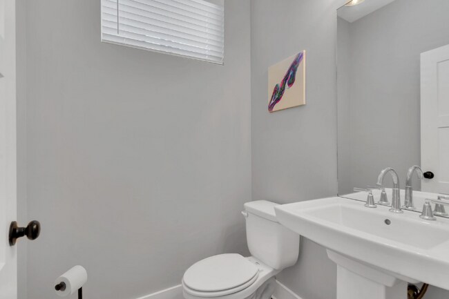 Photo - 432 Becanni Ln