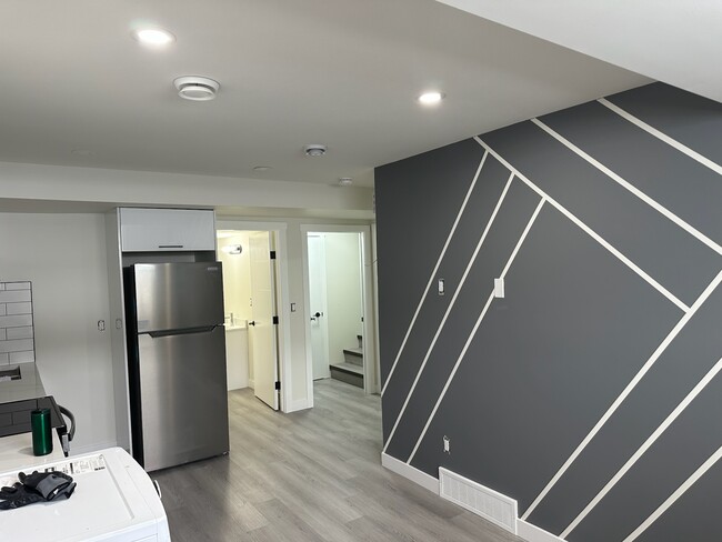 Building Photo - 571 Myles Heidt Mnr