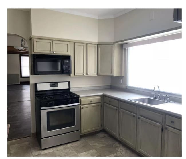 Photo - 303 N 4th Ave