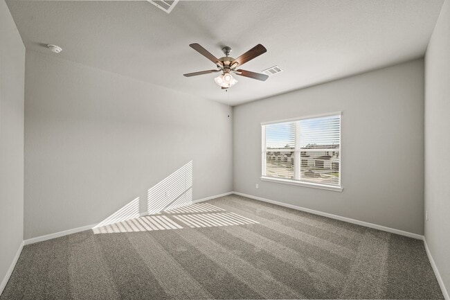 Building Photo - 15015 Almeece St