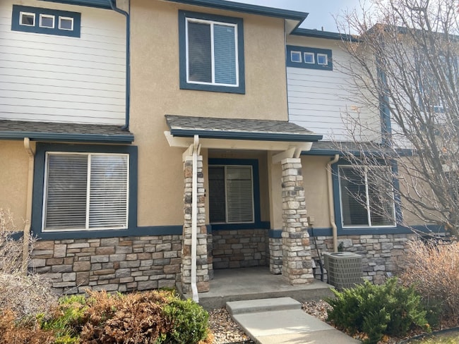 Photo - 2426 Parkfront Dr