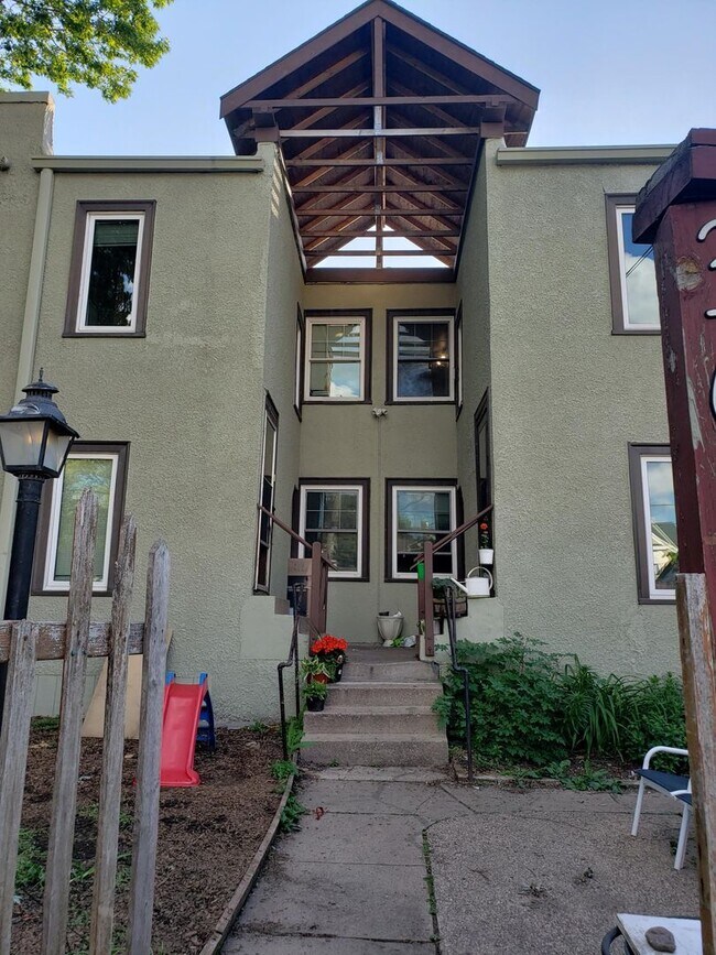 Garfield 4Plex Apartment Unit 1 Minneapolis, MN