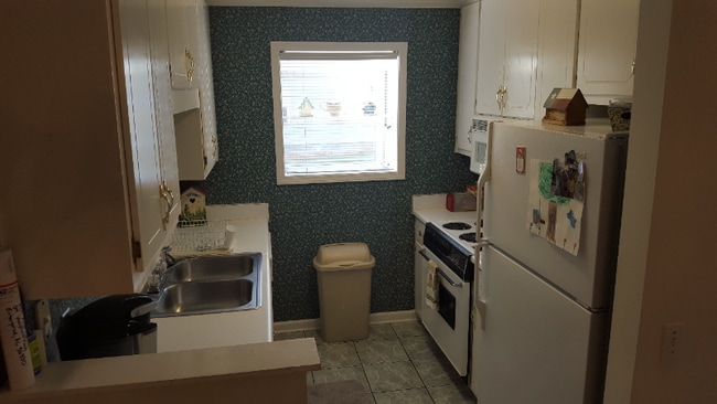 Photo - 64 Woodfield Pl