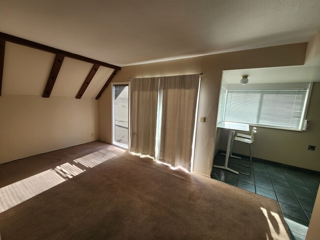 Living room - 65 Garland Ave Unit A