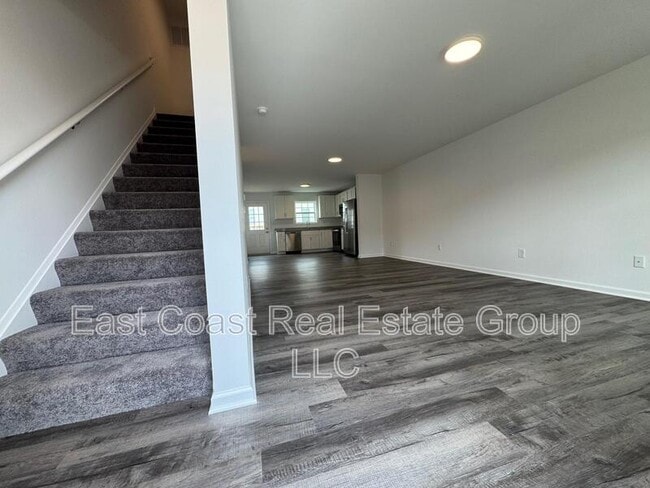 Photo - 15 Snowdrop Ct