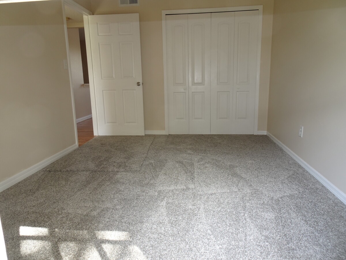 Photo - Pine Castle Villas Apartments